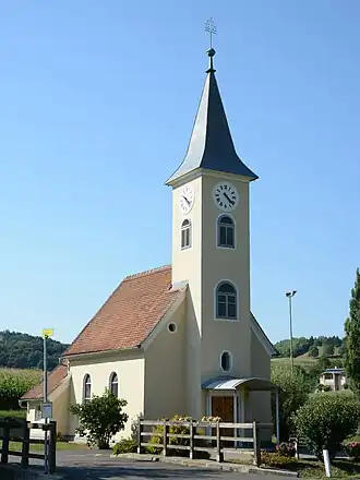 Kerk in Perlsdorf