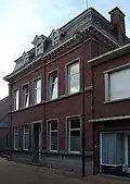 Herenhuis met magazijnen en werkplaats