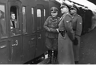 Tweede van links is Karl Zech