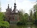Kasteel van Ooidonk (zijaanzicht)