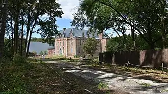Het kasteel in augustus 2018