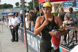 Katie McLaughlin na haar winst op de 200m vlinderslag (10 juni 2018)