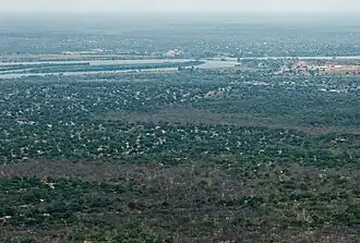 De Kazungula Bridge over de Zambezi in aanbouw, bij het quasi-vierlandenpunt tussen Namibië, Botswana, Zambia en Zimbabwe.