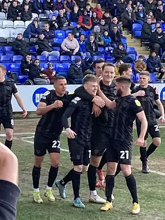 Lewis-Potter voor Hull City in 2022