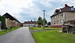 Straat in het dorp (2016)