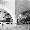 Kruisgewelf in de kelder van het pand Voorstraat 75. Een gebruikelijke constructie voor stadsstinzen in de 15e eeuw.