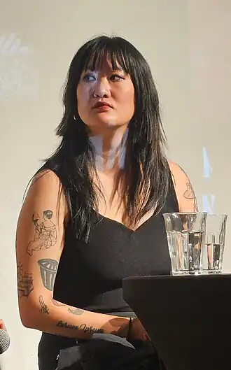 Kelly-Qian van Binsbergen