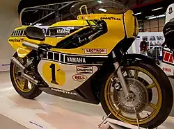 Kenny Roberts' Yamaha YZR 500 in de kleuren van Yamaha USA