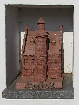 Het Stadhuis in keramiek door Pieter Arts