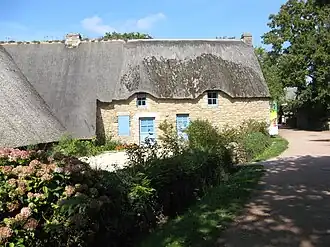 Rieten daken in Kerhinet