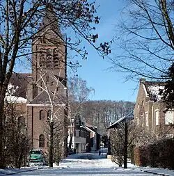 Kerktoren en pastorie