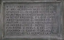 Gedenksteen van de inwijding door Kardinaal Goossens anno 1897.
