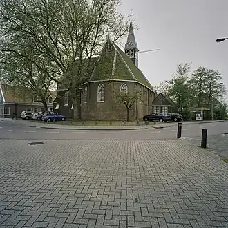 Noordeinde met de Hervormde Kerk