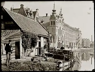 Kerk met boerderij van Jacob Olie (1893)