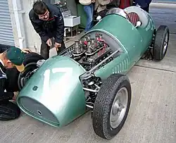 Kieft Formule 1 auto met een Coventry Climax Godiva V8