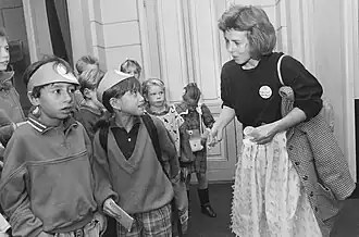 Start Kinderboekenweek 1987 met Gouden Griffel winnares Harriët van Reek