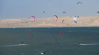 De Atlantische kust van de Westelijke Sahara, nabij Dakhla.