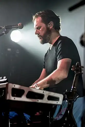 Klaas Janzoons in 2019 met dEUS