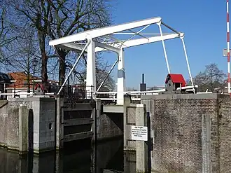 De Kleine Oostbrug gezien vanaf de Vollerswaal
