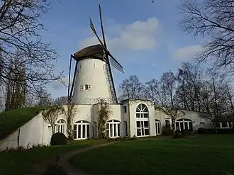 Windmolen, in gebruik als seniorenwoning