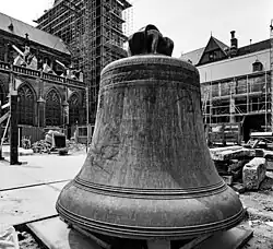 Grameer tijdens restauratie, 1983