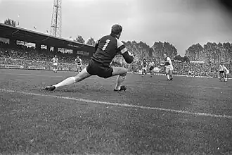 Schellekens stopt een penalty van Ronald Koeman (1983)