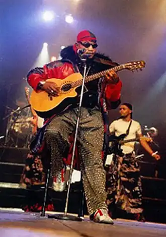 Olomide live in 2000.