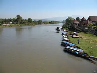 De rivier de Kok bij het dorp Tha Ton, district Mae Ai, provincie Chiang Mai