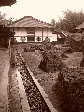 Zendo in Kokutai-ji