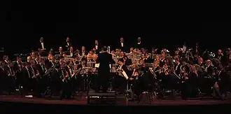 Koninklijke Harmonie van Thorn o.l.v. Norbert Nozy tijdens een concert in de Oranjerie te Roermond