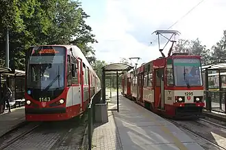 Dubbelgelede wagen N8C-NF en 105Na