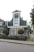 Grotendeels houten huis