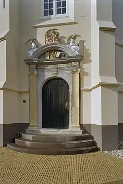 Ingangsportaal (2002)