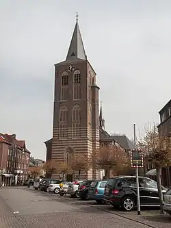Korschenbroich, kerk: katholieke Pfarrkirche Sankt Andreas