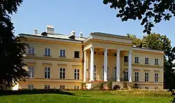 Het Nieuwe Kasteel in Kostelec nad Orlicí, Tsjechië, van buiten.