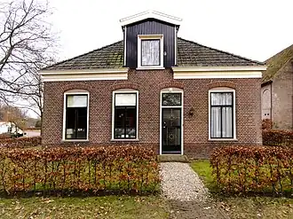Kosterswoning aan de Kerkbrink 1 in Anloo anno 2012