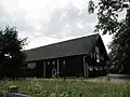 Dwarsdeelschuur van boerderij