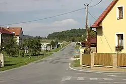 Kruispunt in het dorp (2014)