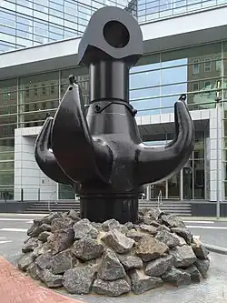 Kraanhaak van HLV Thialf (verplaatst 2015) Vondellaan (gebouw Heerema Marine Contractors) materiaal: staal