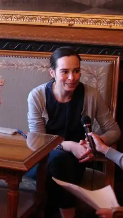 Kristien Van Vaerenbergh wordt geïnterviewd in het Belgisch Parlement (2011).