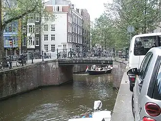 Brug over de Rechtboomssloot bij de hoek met de Kromboomssloot