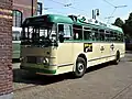 Autobus 327