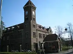 Voormalige Kromhoutkazerne aan de Prins Hendriklaan 89