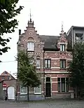 Hoekhuis in neotradionele stijl