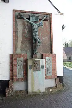 Kruisbeeld in Abdij van Postel