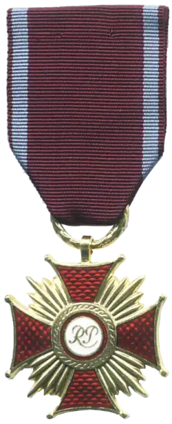 Het Poolse Kruis van Verdienste.