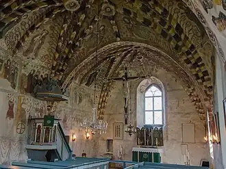 Het interieur van de kerk in 2012