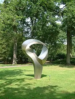 Ontmoeting, in het Stadswandelpark in Eindhoven