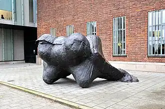 Sculptuur "For you my love" bij Museum Boijmans van Beuningen, Rotterdam 2003.