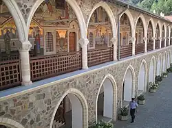 In het klooster met de vele mozaïeken